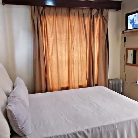 Valleycenter Guesthouse Йоханесбург Екстериор снимка
